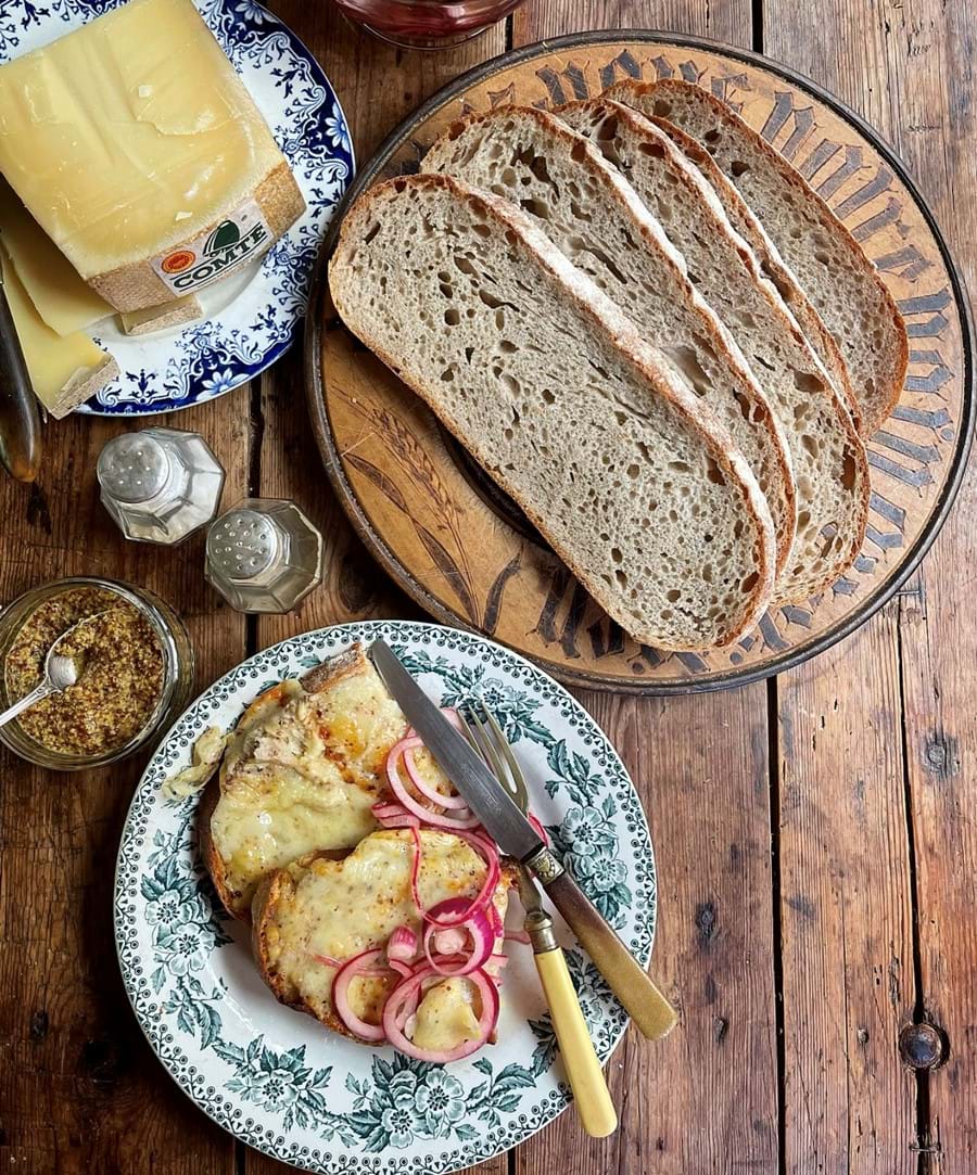 Comté Rarebit with Quick Pickled Red Onions | Comté Cheese - Official ...